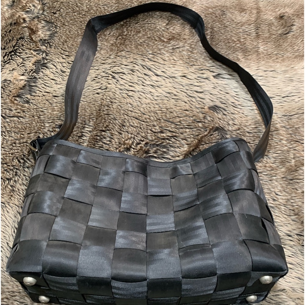 Harveys Black Woven Seatbelt Crossbody Bag